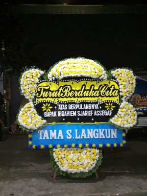 Papan Bunga Duka di Gane Barat Selatan